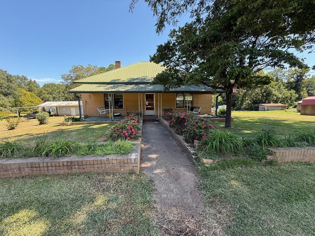 1600 Grant Ave, Manchester, GA 31816, USA — Photo 2