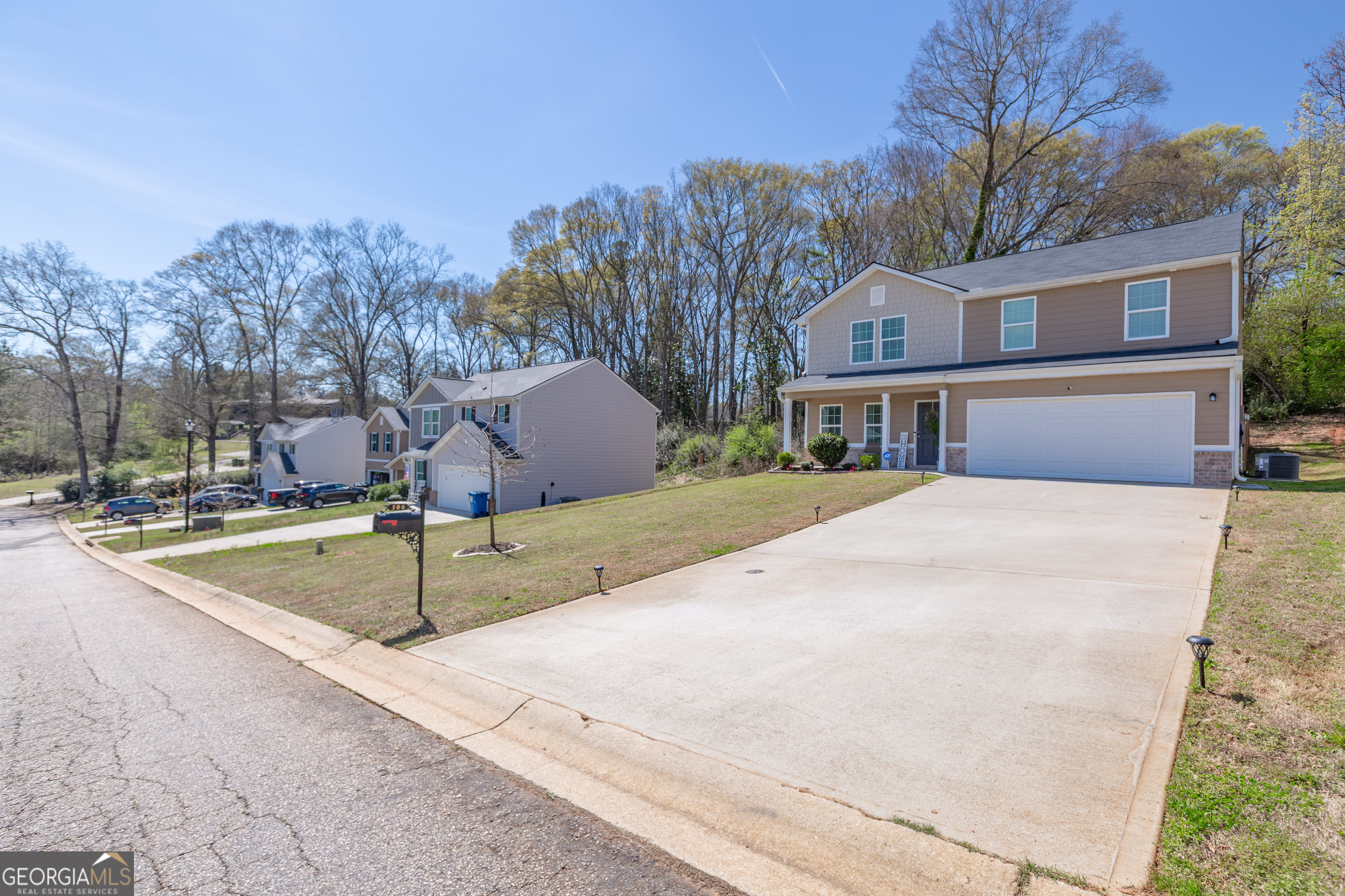306 Duck Walk Wy, Hogansville, GA 30230
