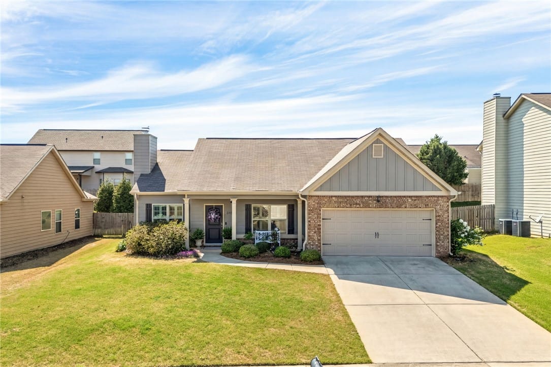 2706 Samantha Lane, Opelika, AL, 36804