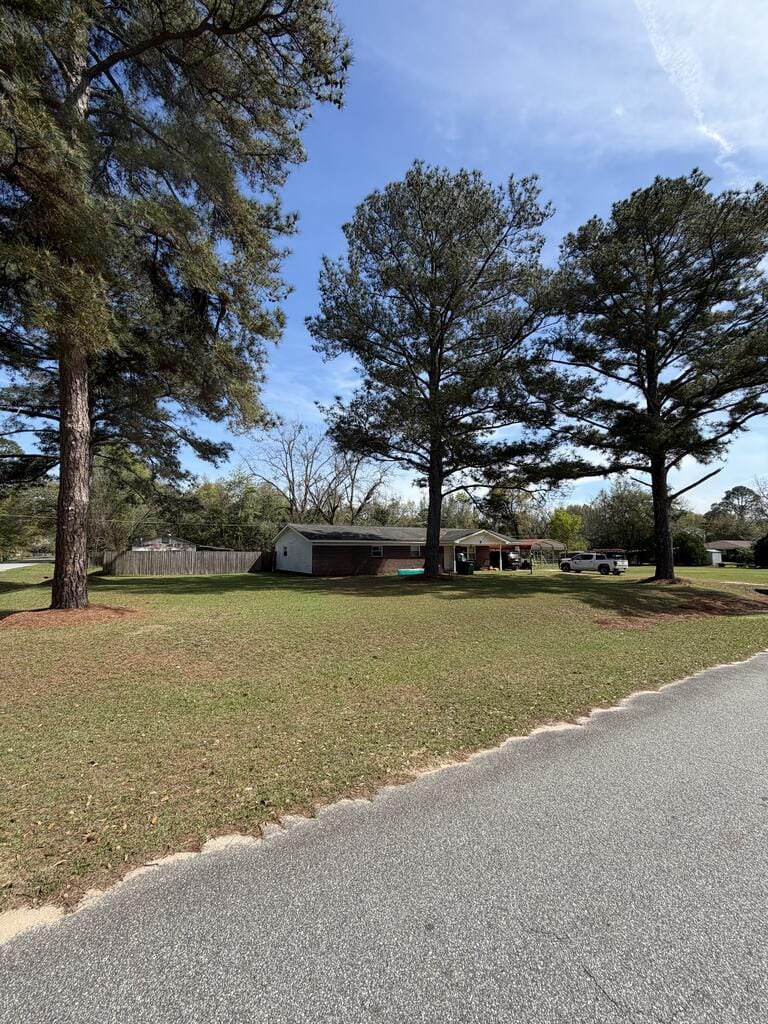 5700 Medley Ln, Albany, GA 31721