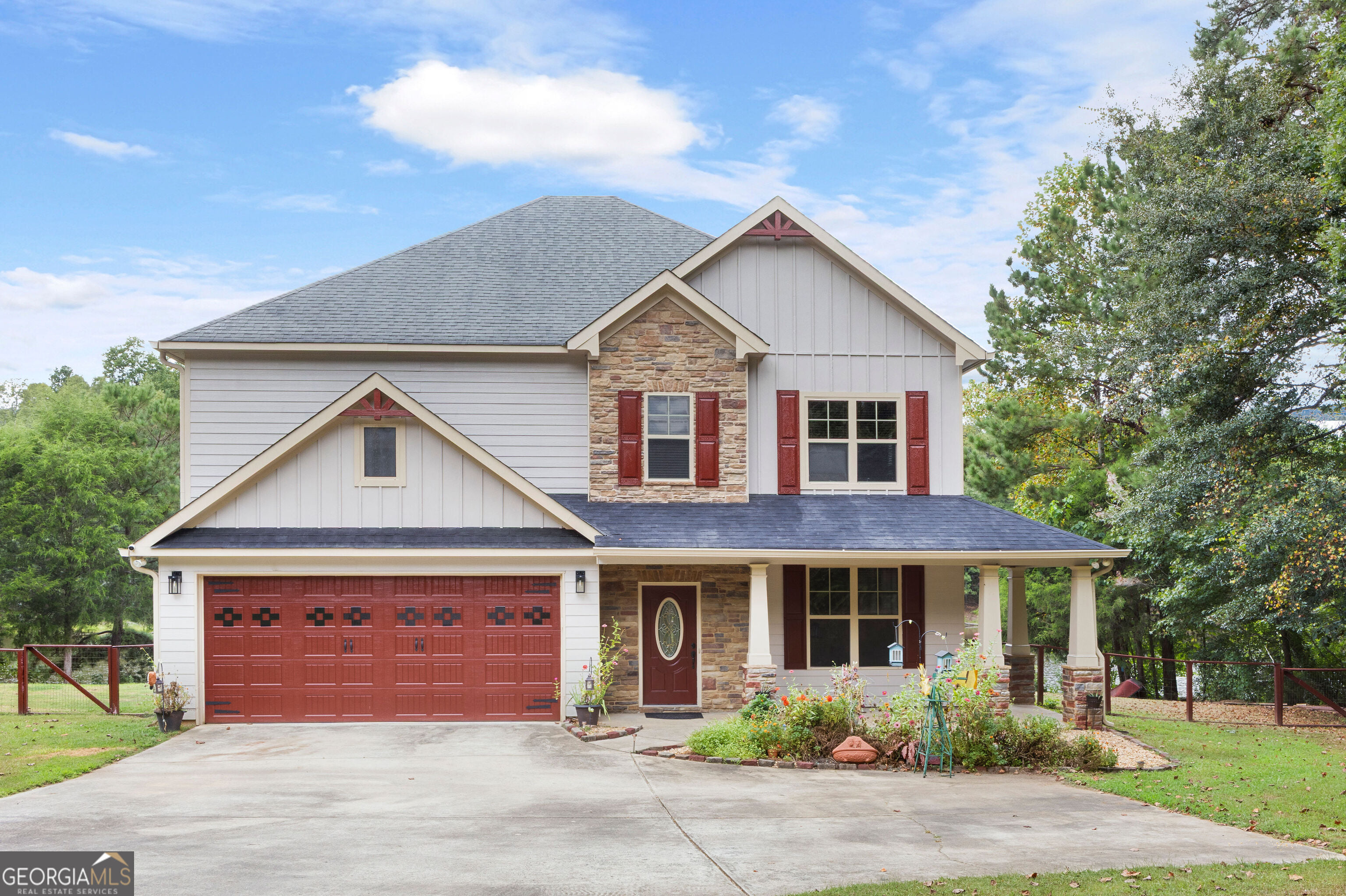 241 Spring Hill Dr, Ellerslie, GA 31807