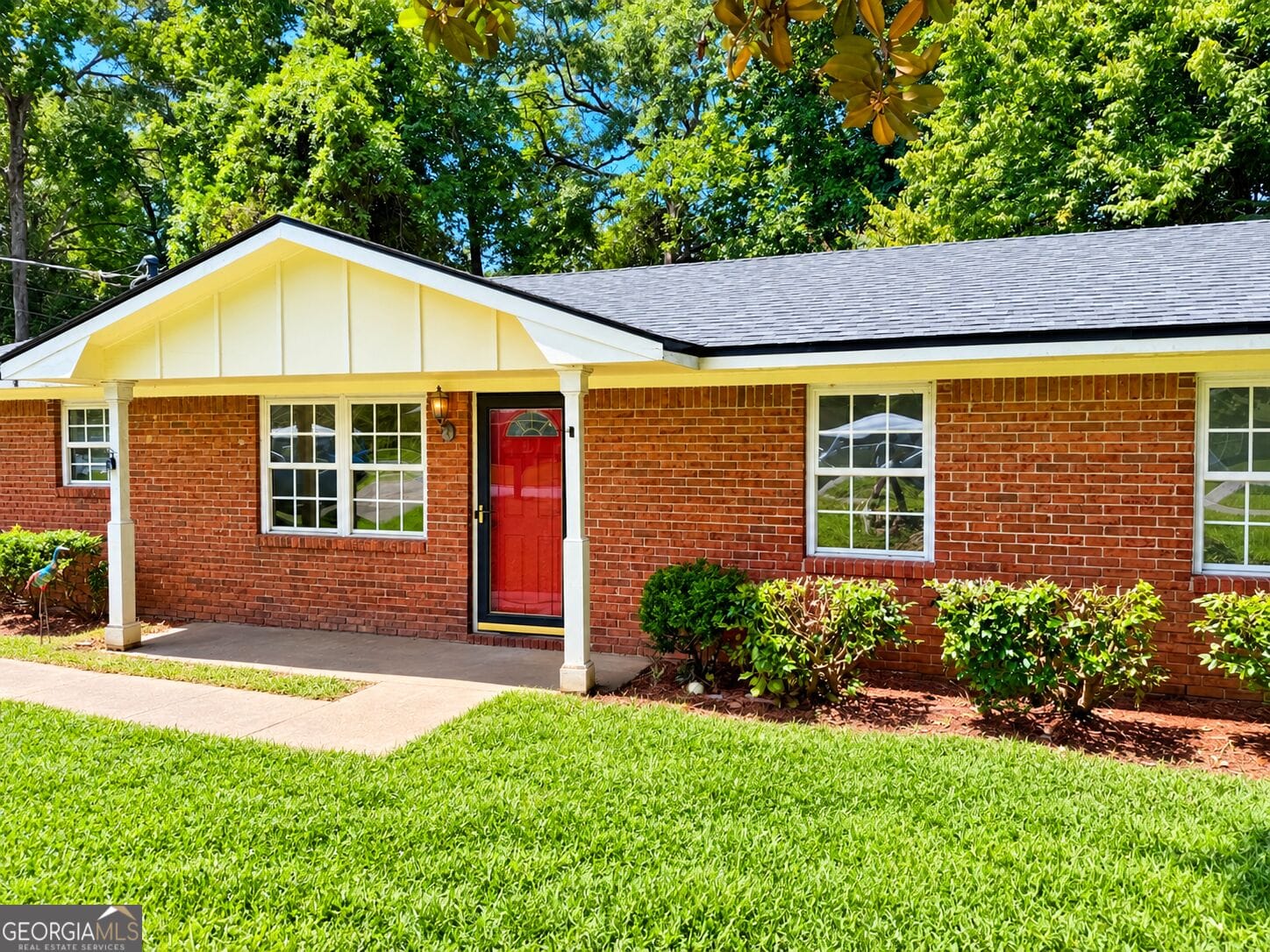 506 Windsor Dr, Manchester, GA 31816