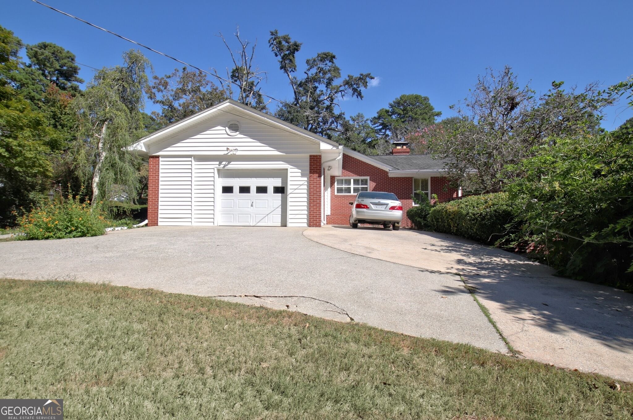 2 Brookside Dr, Newnan, GA 30263