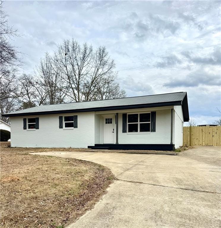 823 South 10th Street, Lanett, AL, 36863