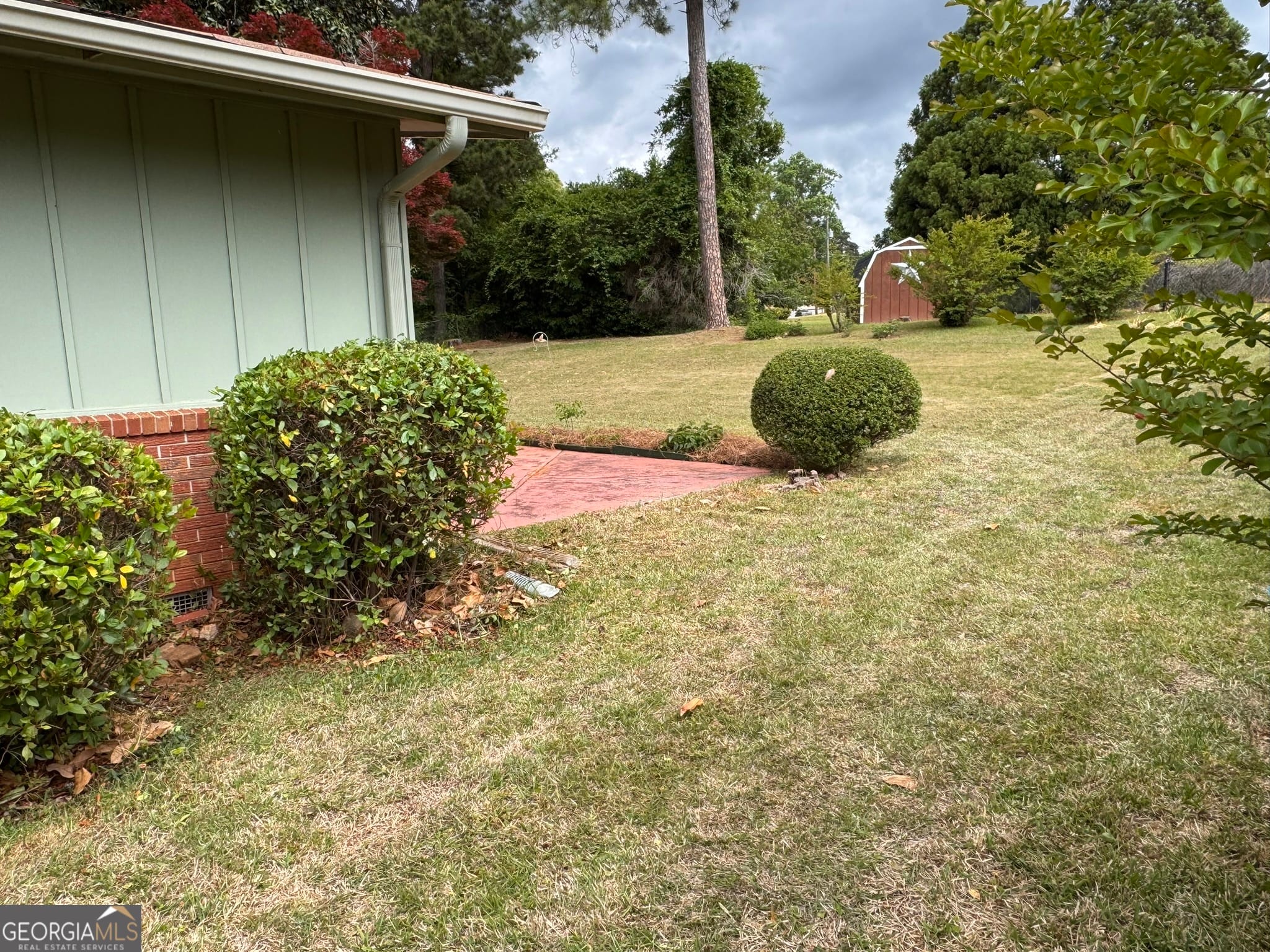 106 Johnston Dr, Thomaston, GA 30286