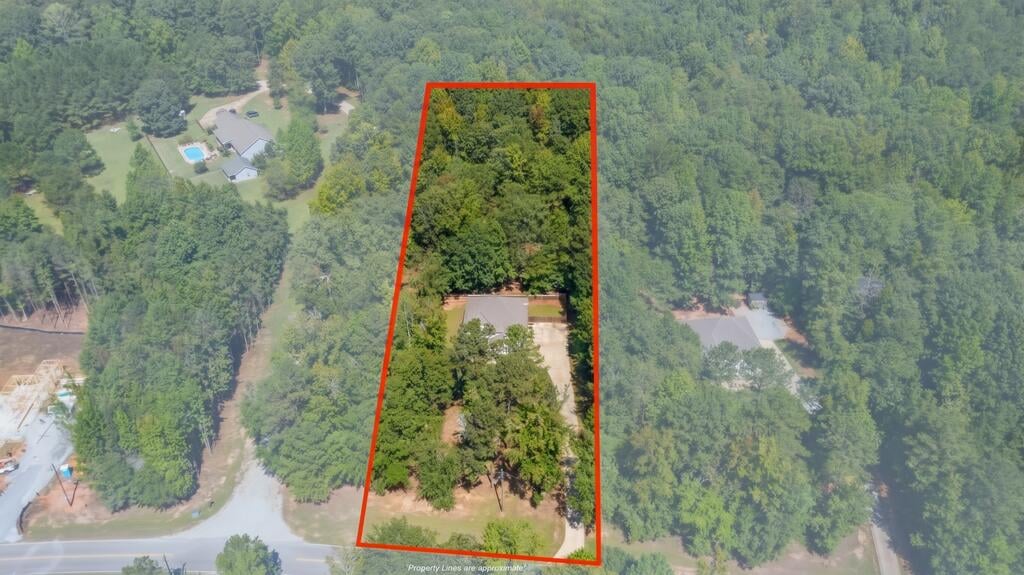 1080 Hudson Mill Cir, Hamilton, GA 31811