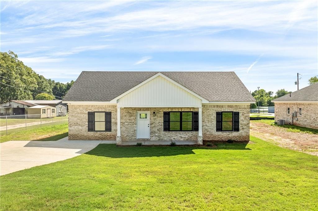 3216 S Phillips Rd, Lanett, AL 36863