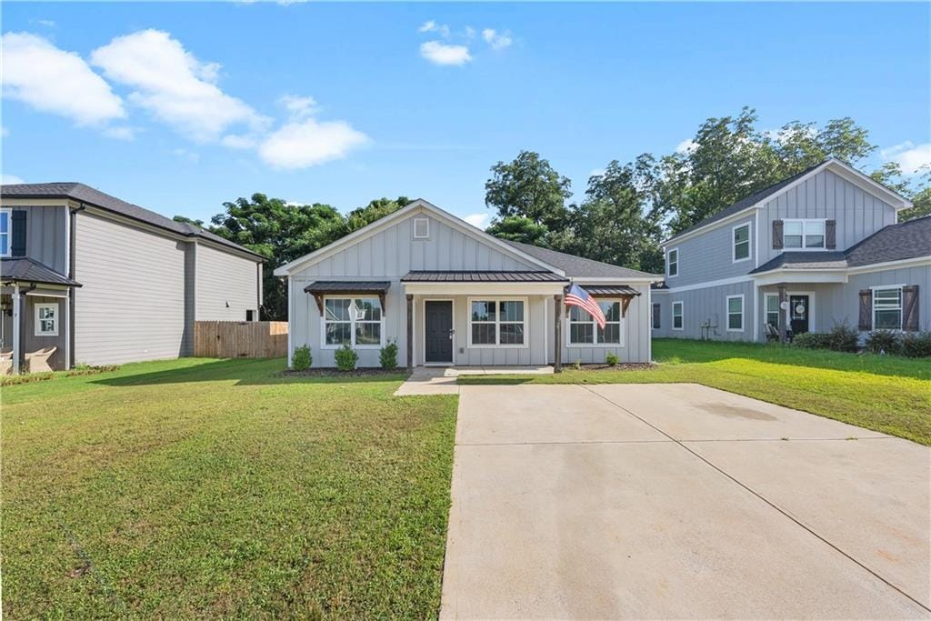 9 Gardner Wy, Phenix City, AL 36869