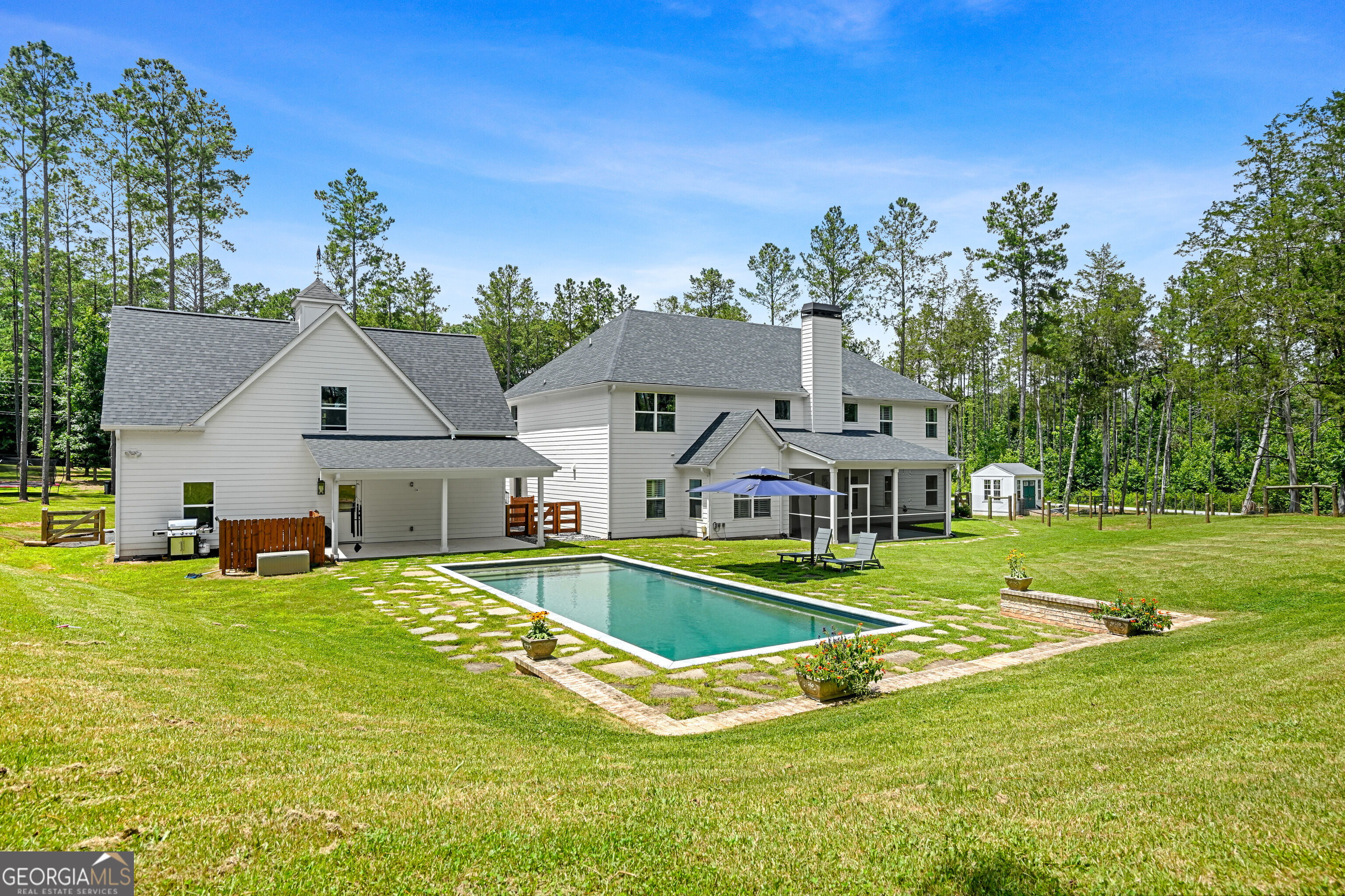 695 Dead Oak Rd, Senoia, GA 30276