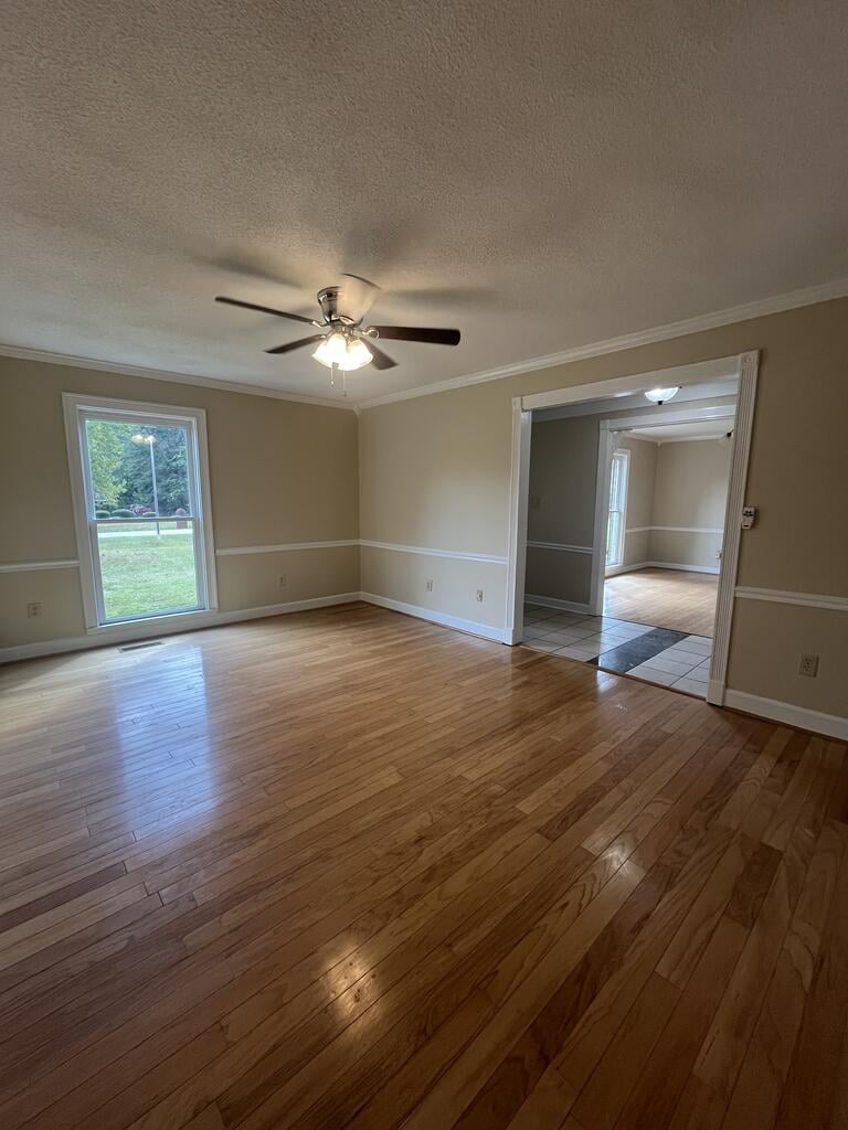 530 Iveys Scenic Dr, Albany, GA 31721