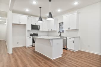 834 HUNTERS, Opelika, AL, 36801