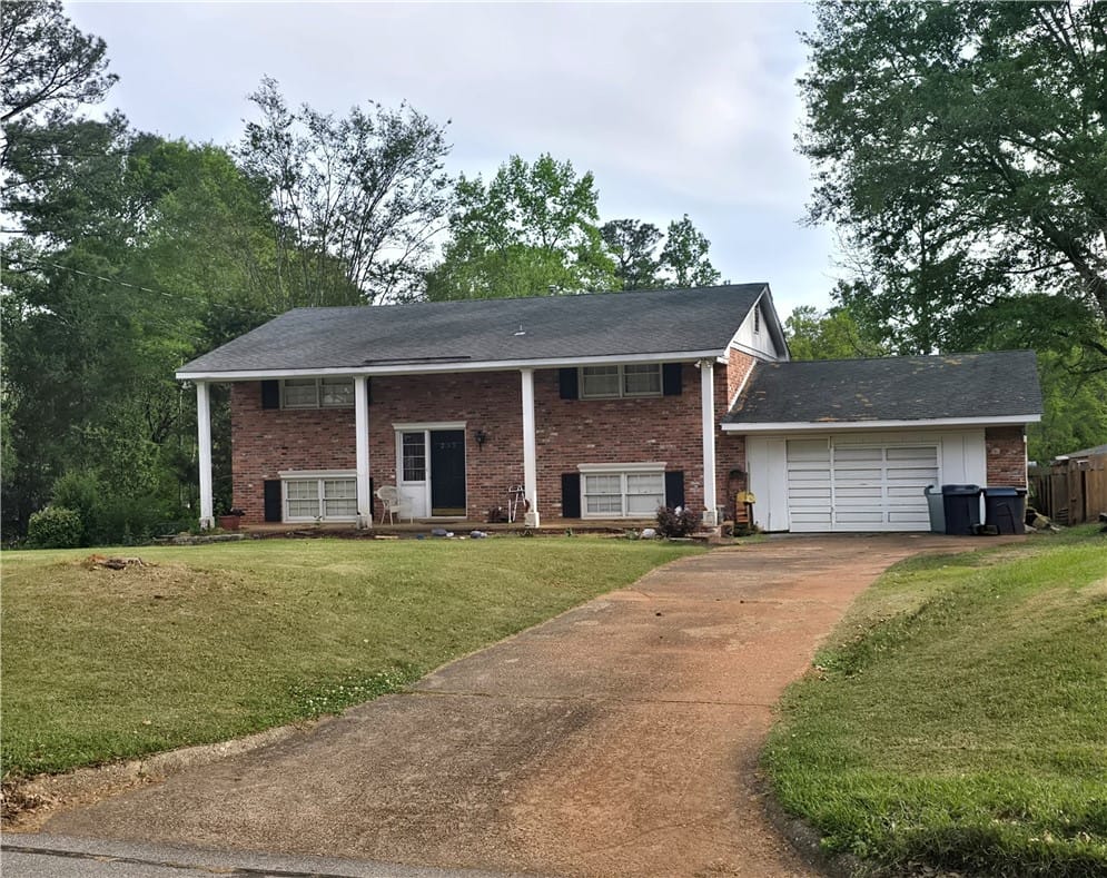 235 Pine Hills Avenue, Auburn, AL, 36830 — Photo 1