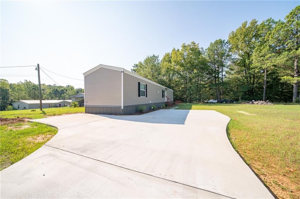 7 Lily St, Hurtsboro, AL 36860
