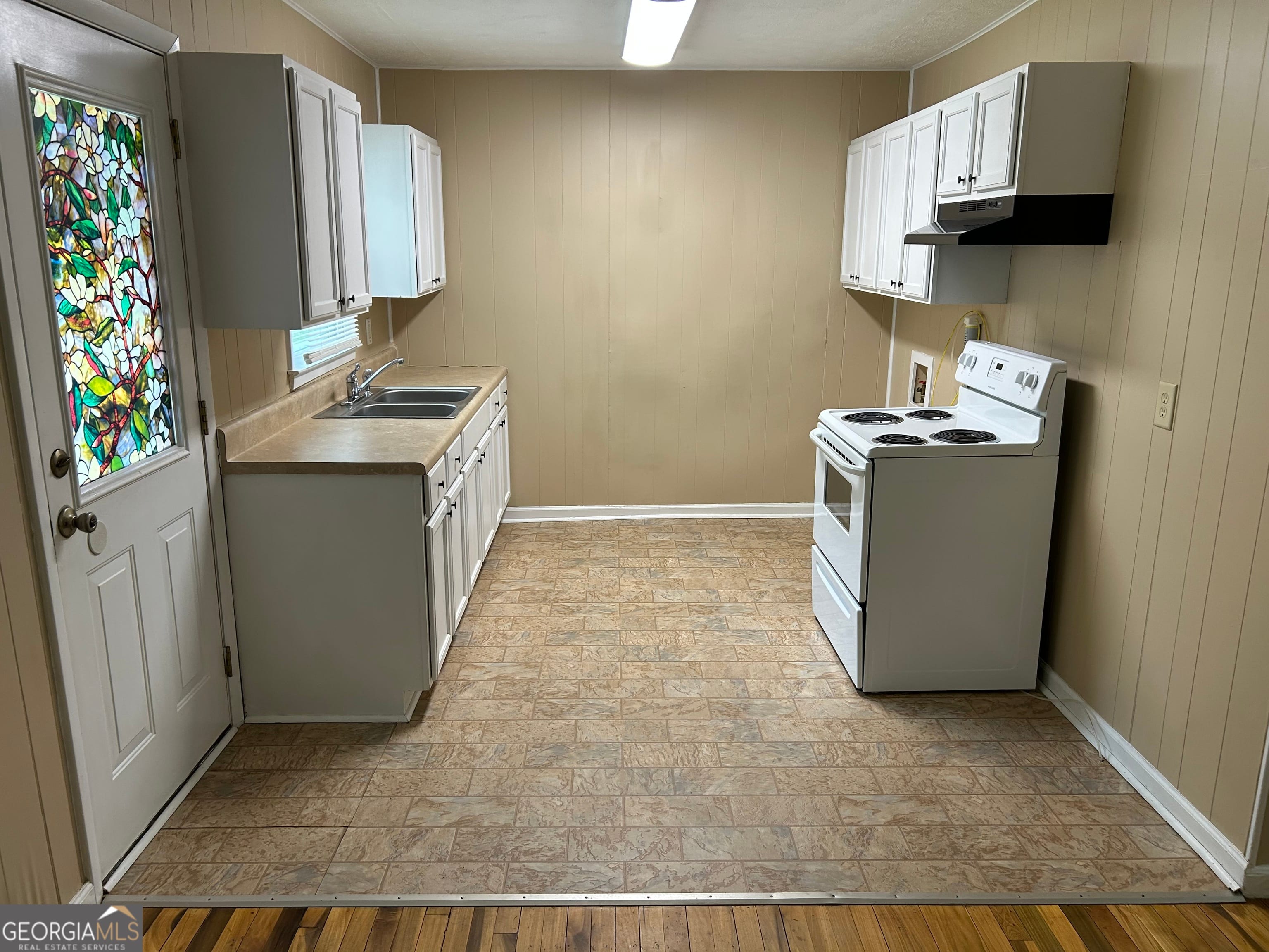75 S Main St, Luthersville, GA 30251