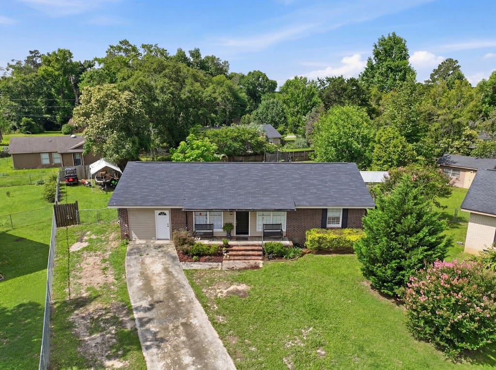 124 Jefferson Ct, Leesburg, GA 31763