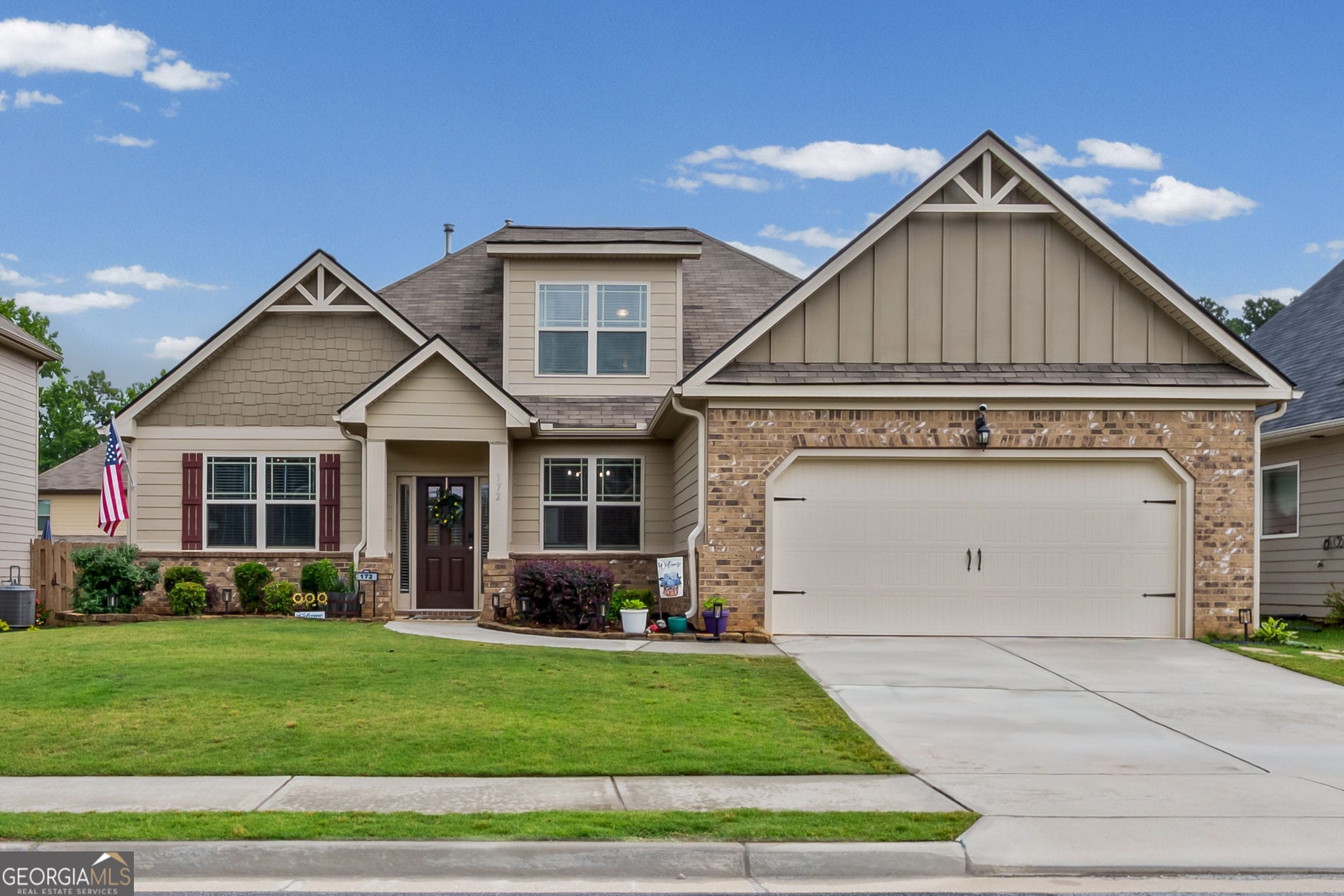 172 Maple Hill Dr, Newnan, GA 30265