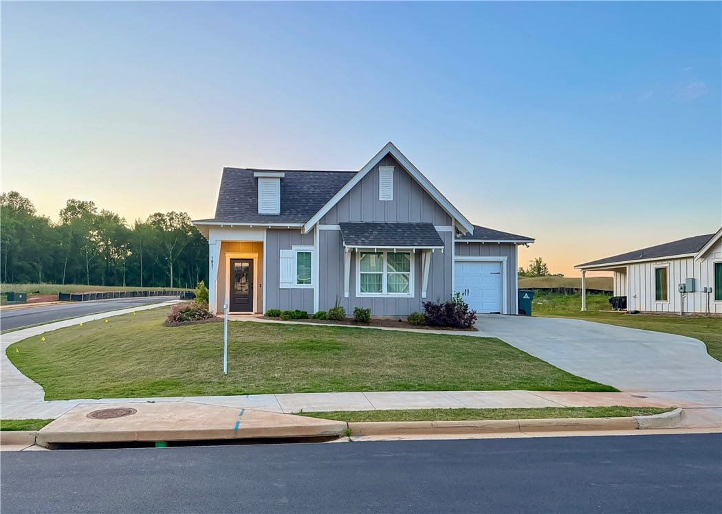 1831 WOODWARD OAKS, Auburn, AL, 36830 — Photo 1