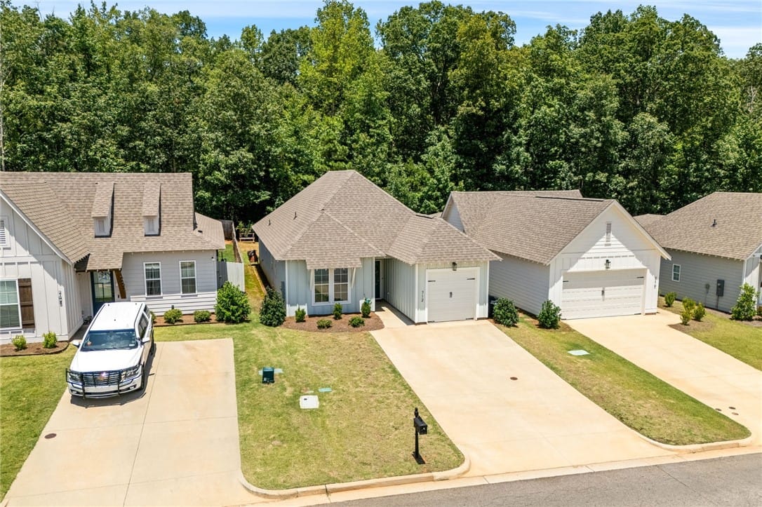 712 VILLAGE, Opelika, AL, 36801 — Photo 2