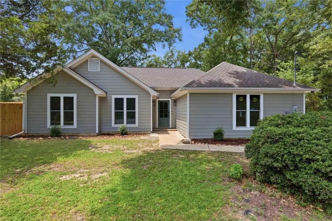 1424 Azalea Dr, Auburn, AL 36830