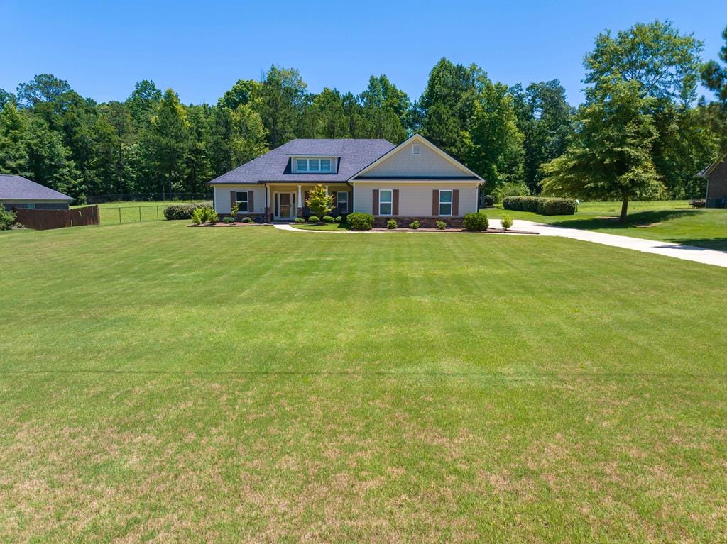 178 Arrowhead Dr, Waverly Hall, GA 31831