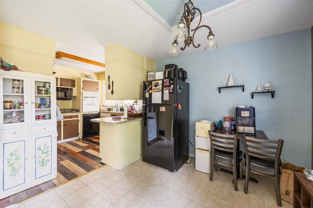 135 S Chilton Crescent, LaGrange, GA 30240