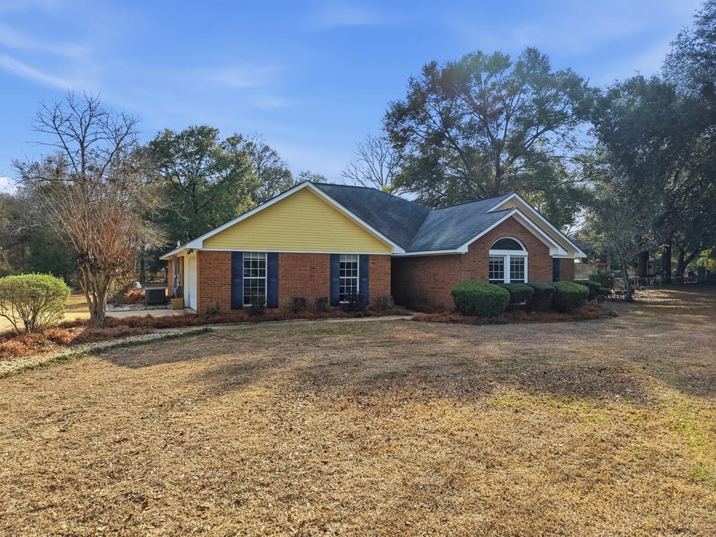 115 Knollwood Dr, Leesburg, GA 31763
