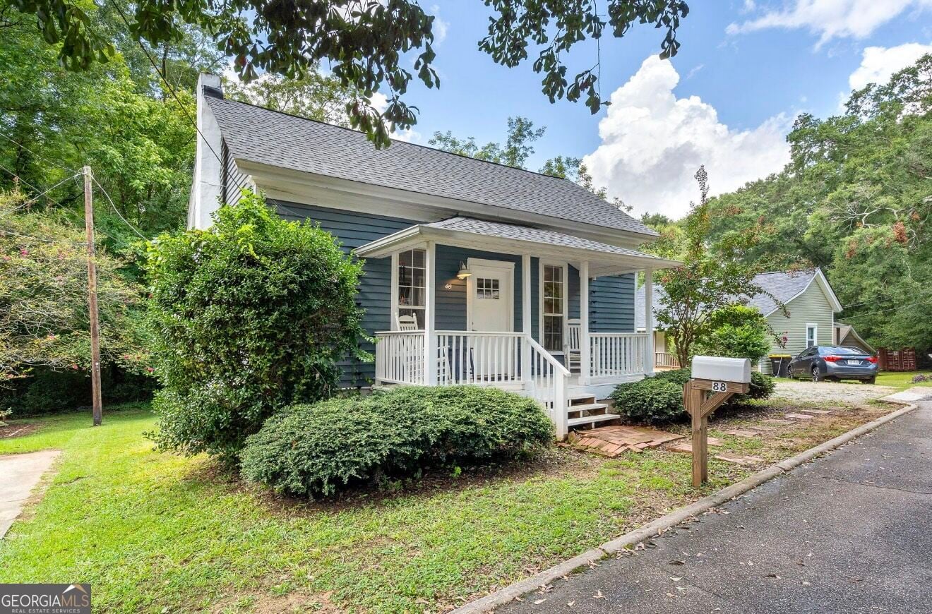 88 Cole St, Newnan, GA 30263