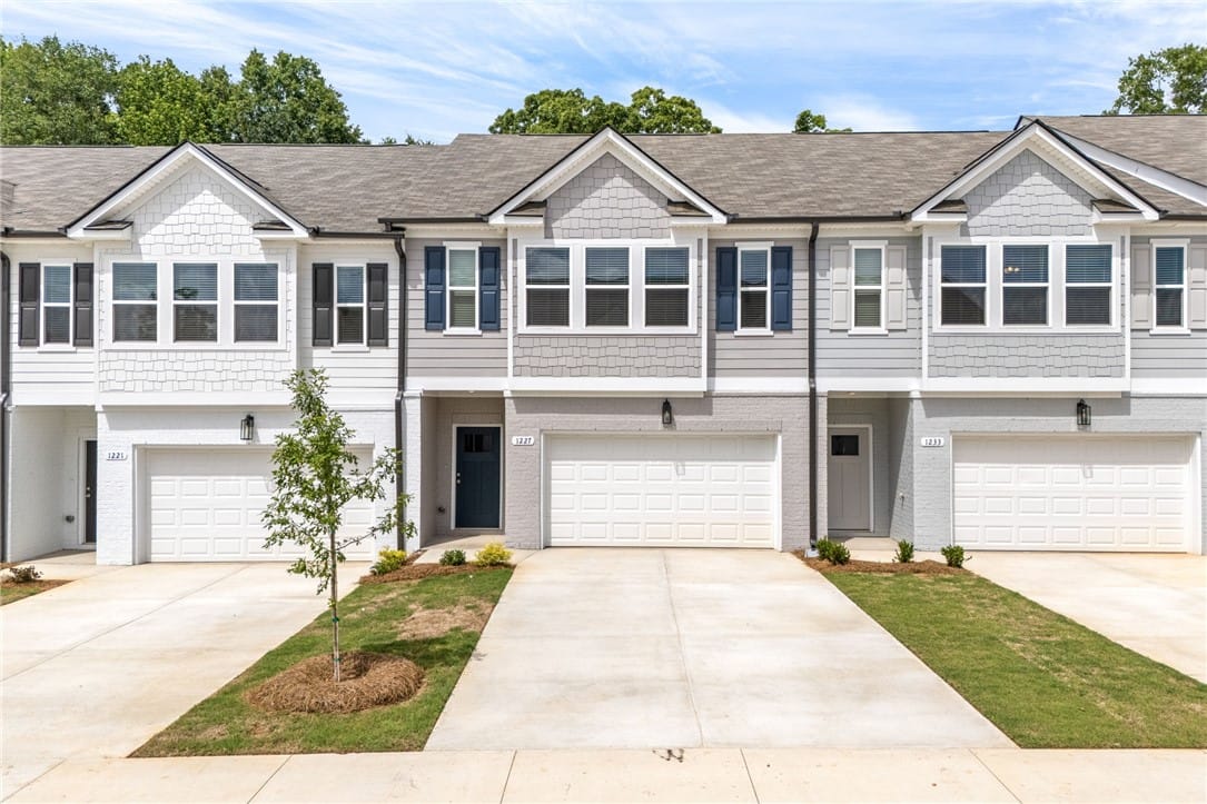 1227 McCoy Street, Opelika, AL, 36801