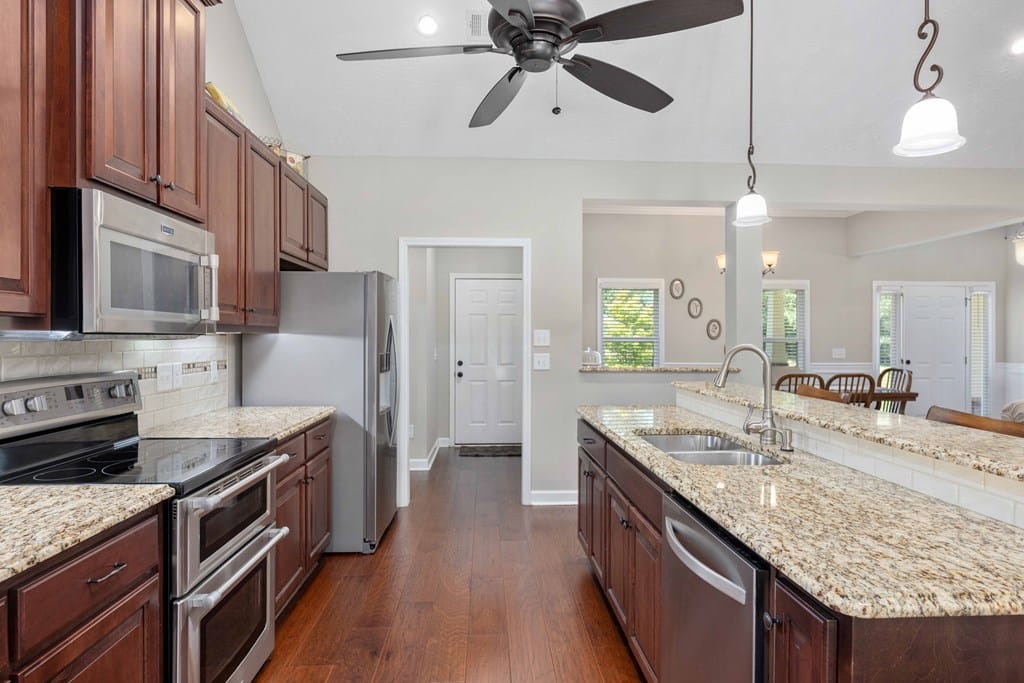 178 Arrowhead Dr, Waverly Hall, GA 31831