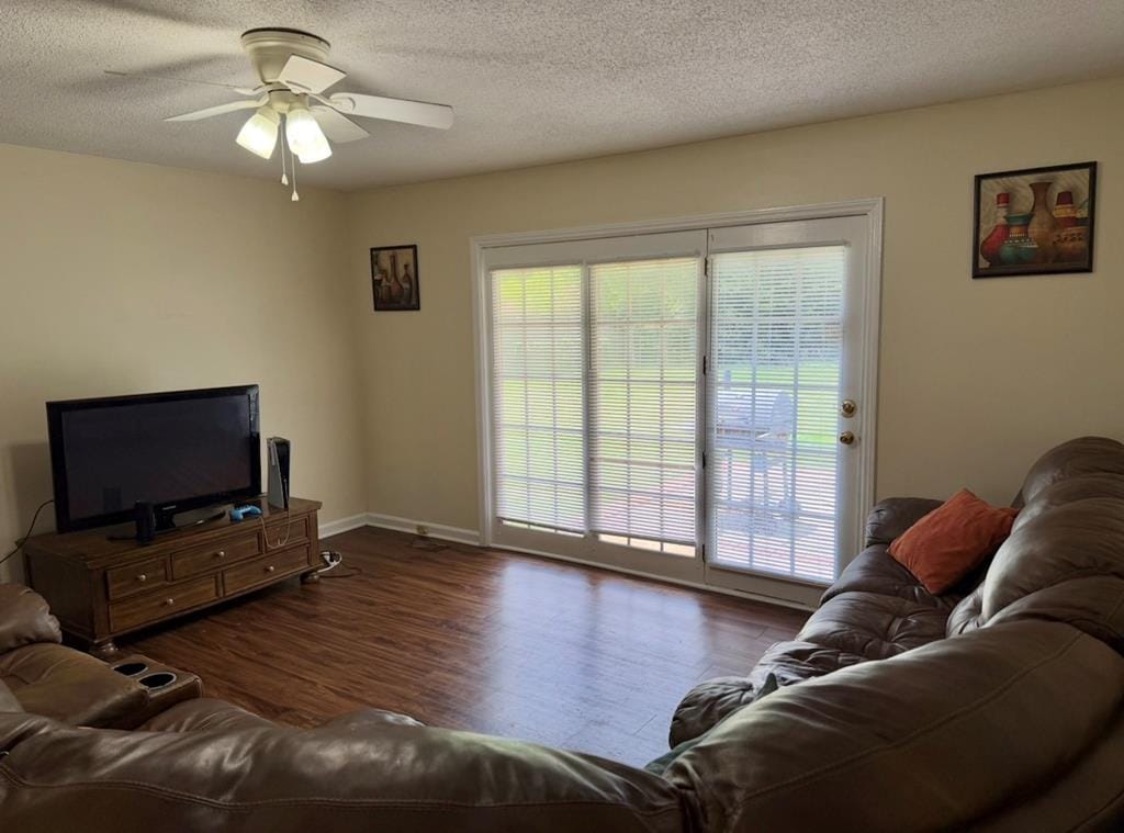 2115 Robinhood Rd, Albany, GA 31707