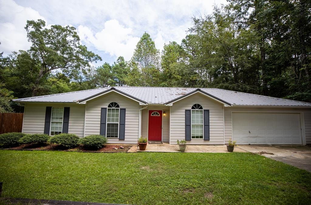 134 Douglas Drive, Ellerslie, GA, 31807 — Photo 1