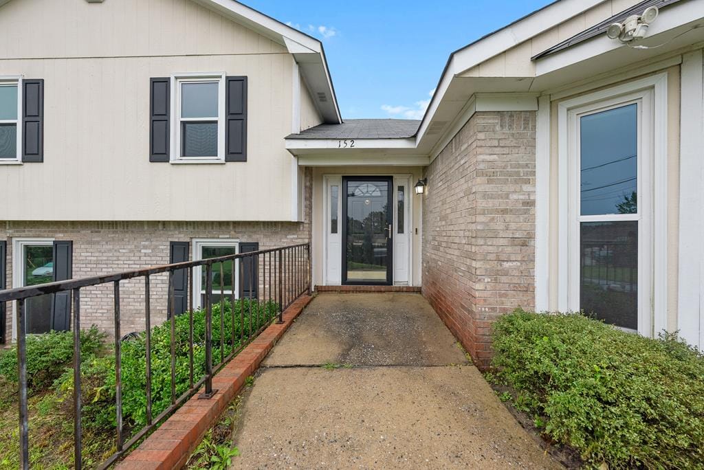 152 Sweetwater Dr, Columbus, GA 31907