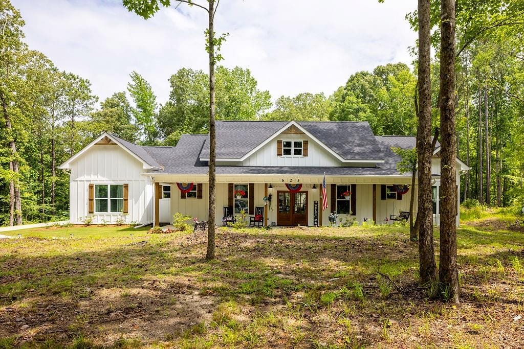 855 Lee Road 326, Smiths Station, AL, 36877