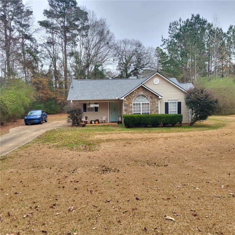 1038 COUNTY ROAD 504, Valley, AL, 36854 — Photo 2