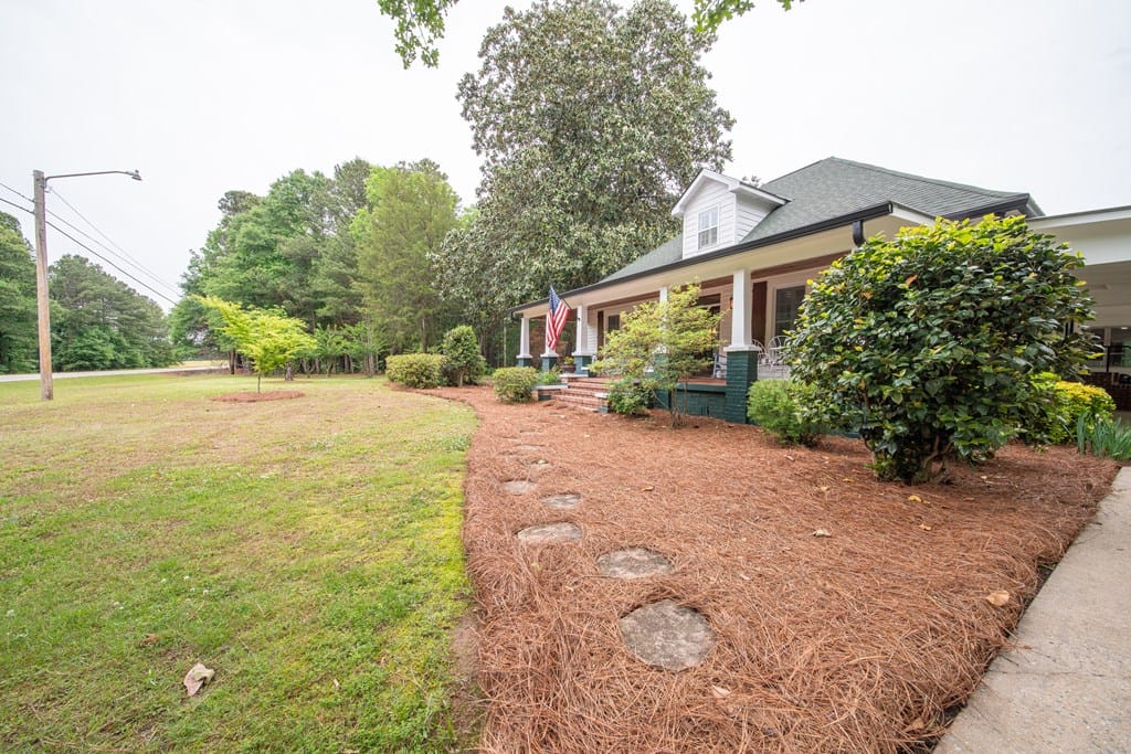 4200 Ga Highway 0085, Manchester, GA, 31816, Nice landscaping