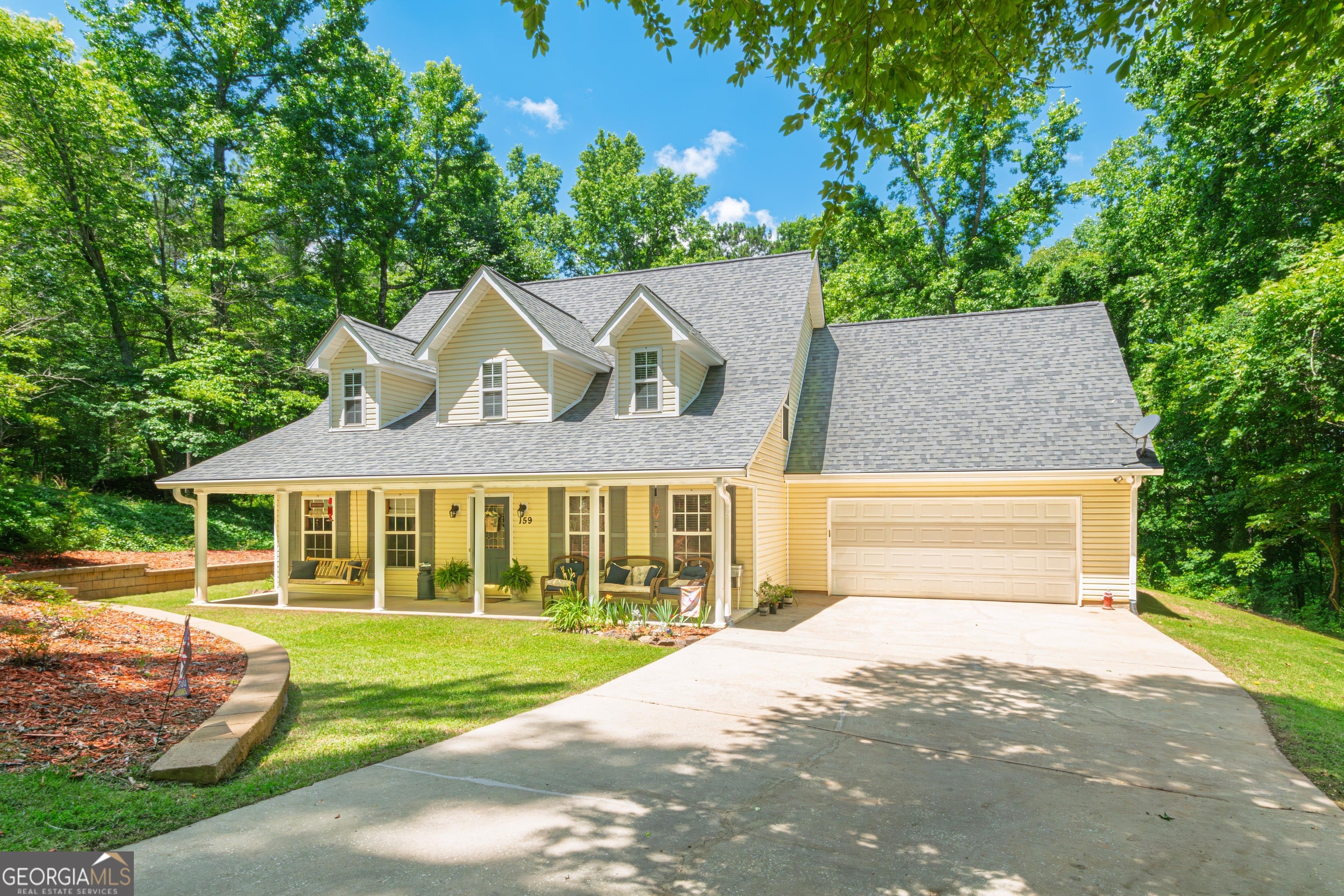 159 Hutchinson Lake Rd, Senoia, GA 30276