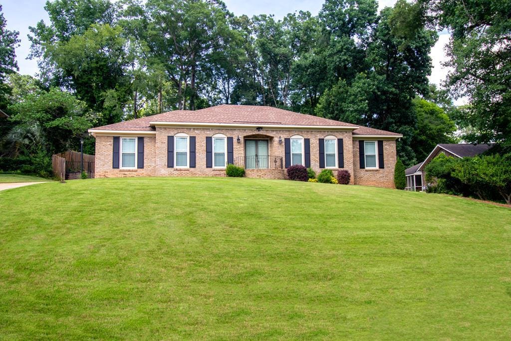 5614 Winvelly Dr, Columbus, GA 31909, Front View, Amazing curb appeal
