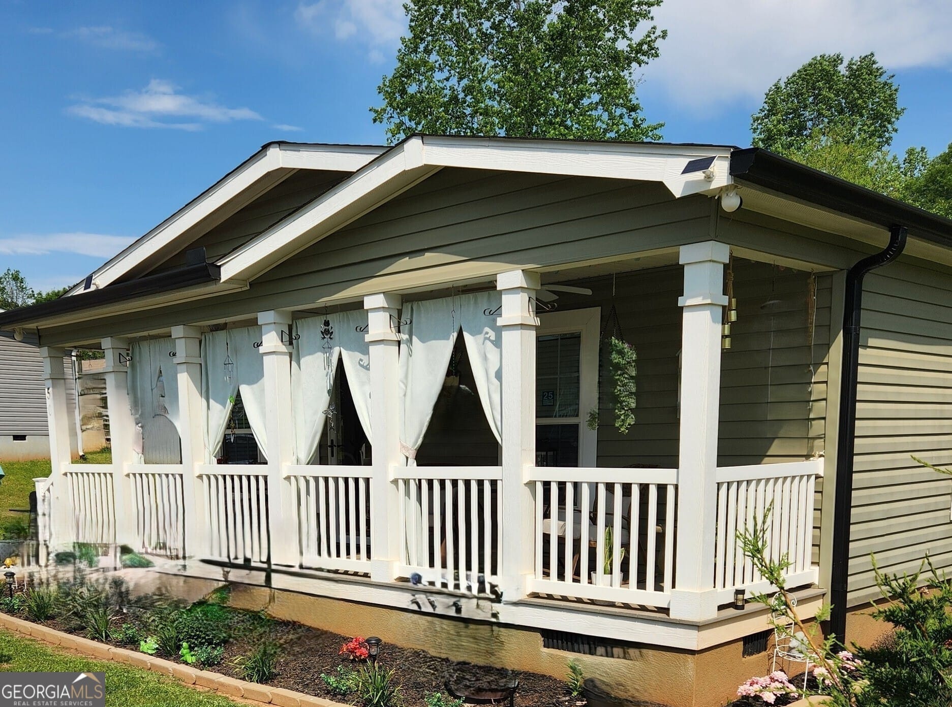 50 Meadowview St, Newnan, GA 30263