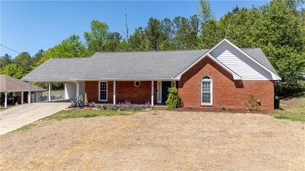642 Lee Rd 554, Phenix City, AL 36867