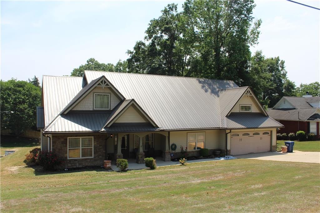 33 Lee Rd #2076, Phenix City, AL 36870