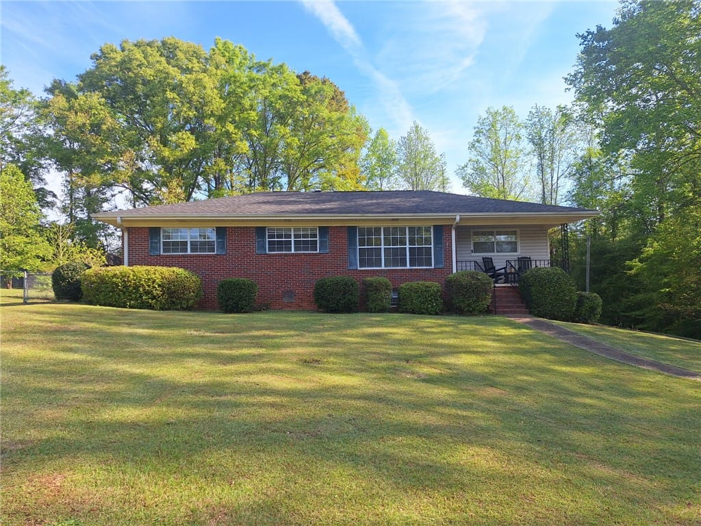 198 W Sears St, Valley, AL 36854, USA — Photo 1