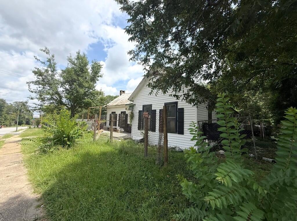 522 Seale Rd, Phenix City, AL 36867