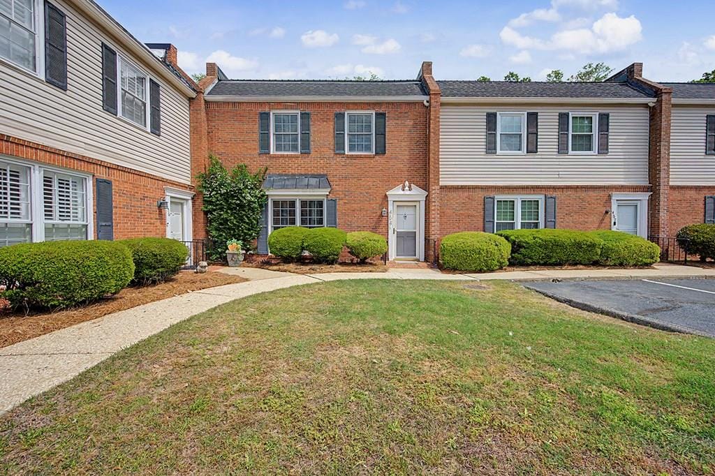454 Kingswood Ct, Albany, GA 31707