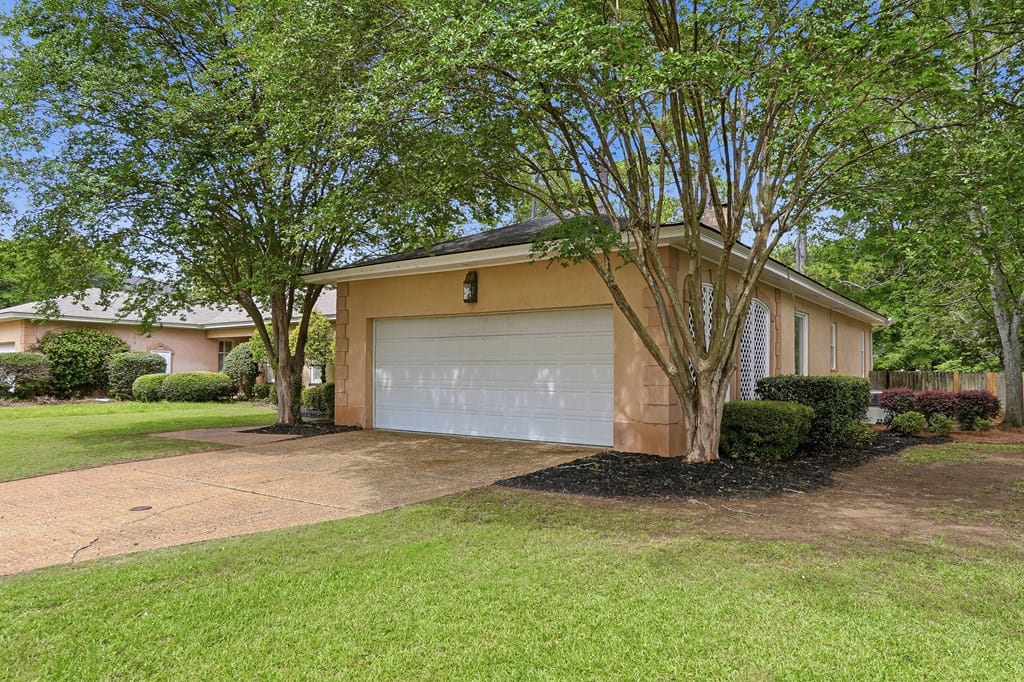 2316 Old Dominion Rd, Albany, GA 31721