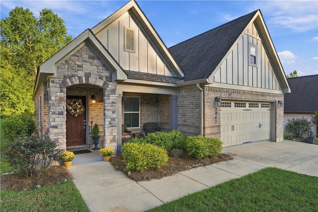 2465 Snowshill Ln, Auburn, AL 36832