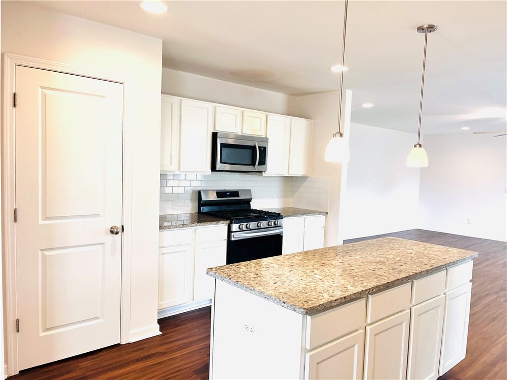 689 Ironwood Drive, Opelika, AL, 36804 — Photo 3