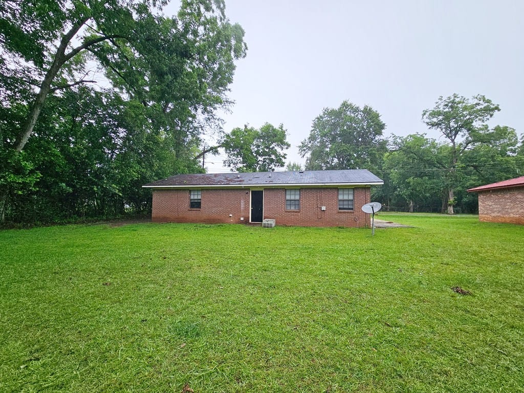 617 Geise Ave, Dawson, GA 39842