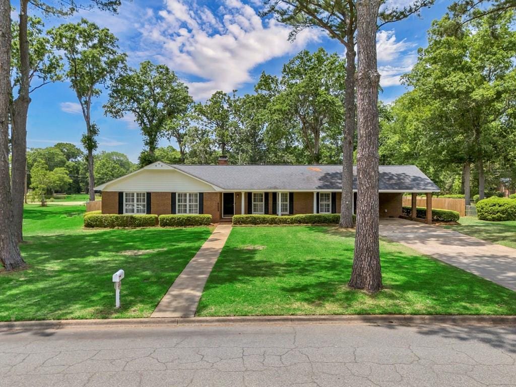 427 Forest Glen Drive, Albany, GA, 31707