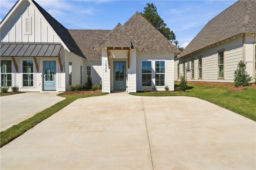 1026 HUNTERS, Opelika, AL, 36801
