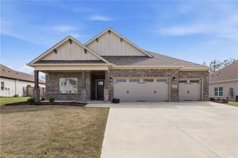 1560 CHARLIE, Opelika, AL, 36801